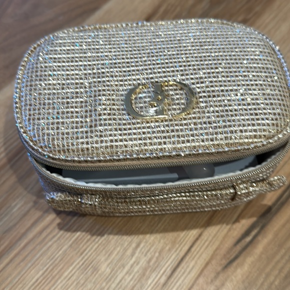 Lipsticks from Westman Atelier (mini and full sizes) and Lancome lip gloss - Picture 10 of 11